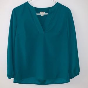 Jcrew flouncy jade green v neck blouse size XS